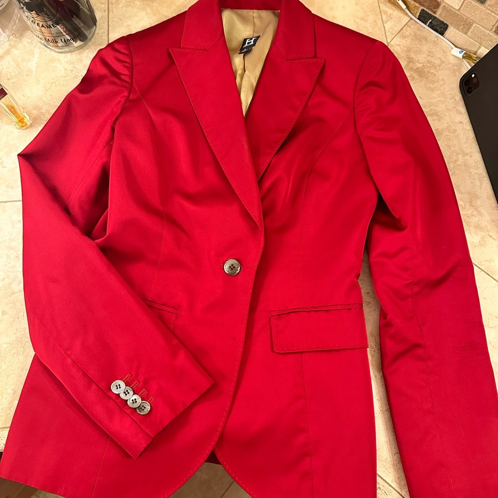 Tommy Hilfiger red 100 % silk blazer (perfect for the holidays)
